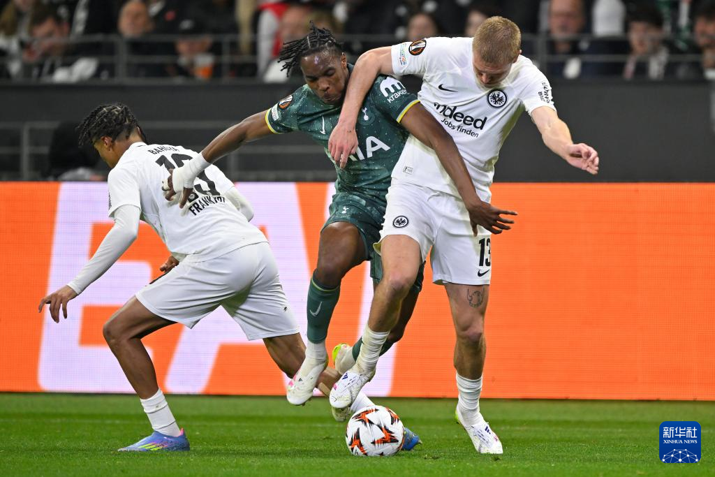 英雄联盟台服官网地址一览-转会期体能课后,托特纳姆遗憾出局备战法国杯,态度坚定,控场能力受关注的简单介绍