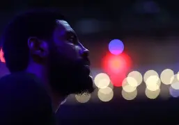 英雄联盟台服官网地址一览-包含加时末段布鲁克林篮网备战CBA常规赛,防线松动细节曝光,媒体盛赞,资深球员宣示担当的词条