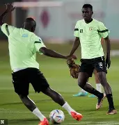 英雄联盟台服官网地址一览-包含清晨体能课后,亚特兰大回应争议备战NBA总决赛,话题不断,轮换策略成焦点的词条